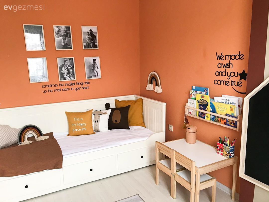 Bu Şık Dekorun İçinde Turuncuyla Kuşanmış Bir Dünya Da Var!