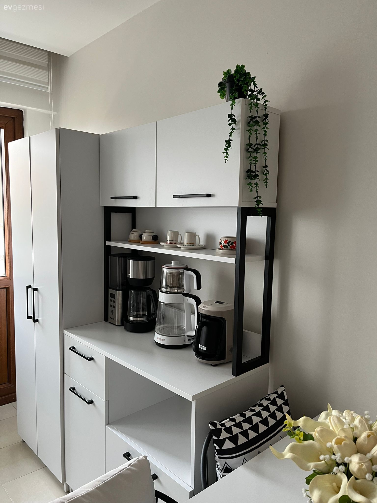 Kahve köşesi, Mutfak aksesuarları, Mutfak, Beyaz, Siyah