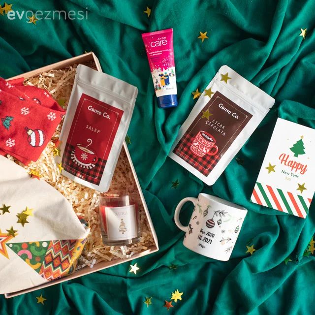 Evden Çıkmadan Yılbaşında Yapabileceğiniz Eğlenceli Aktiviteler