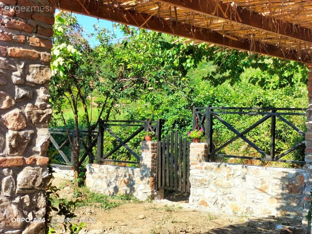 Kim Der Ki Bu Büyüleyici Evin Ahşapları Eski Bir Yolcu Gemisinden Alınmış!