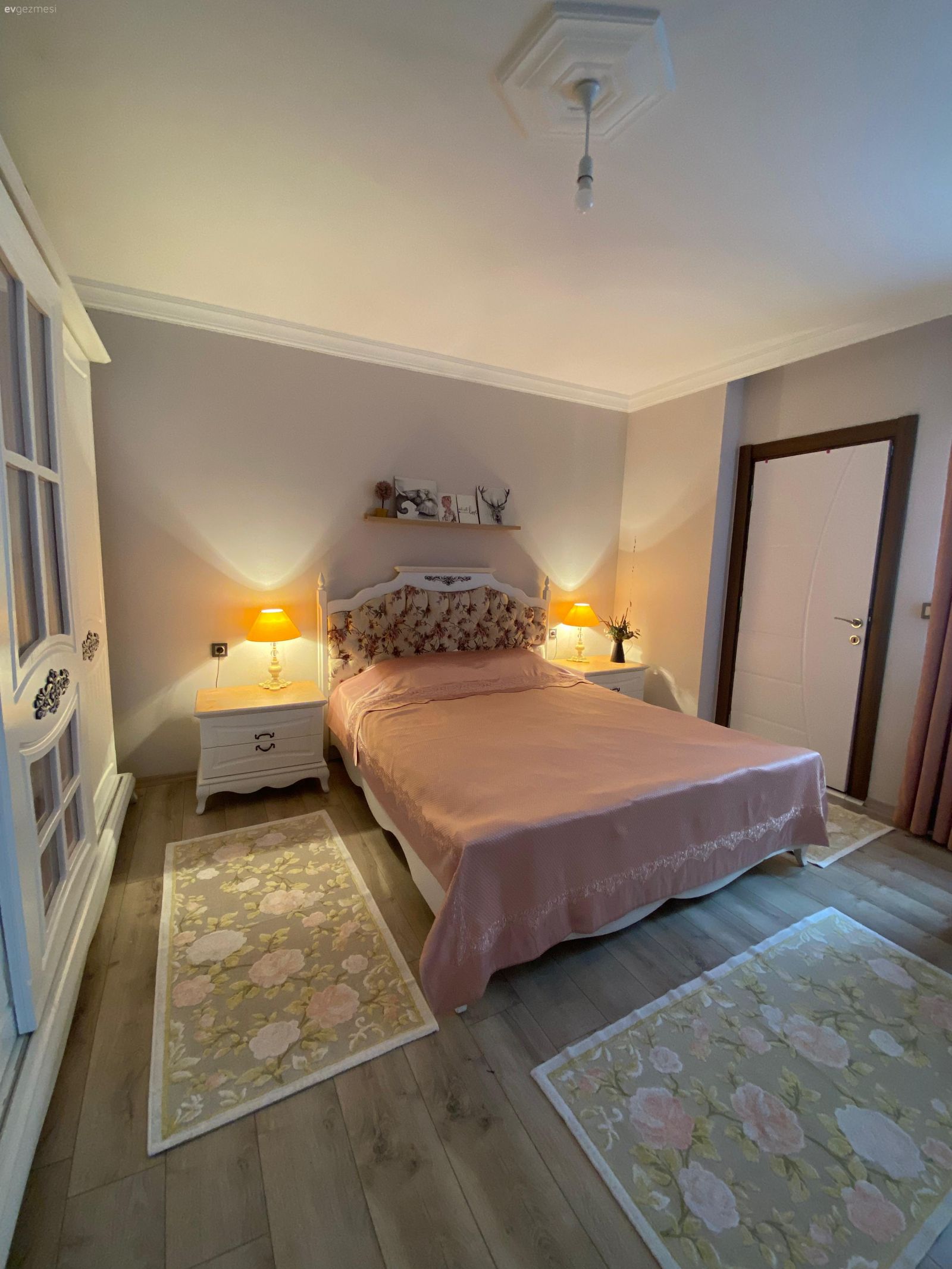 Yatak Odası, Country, Beyaz, Pudra pembe, Gardrop, Yatak başlığı, Komodin