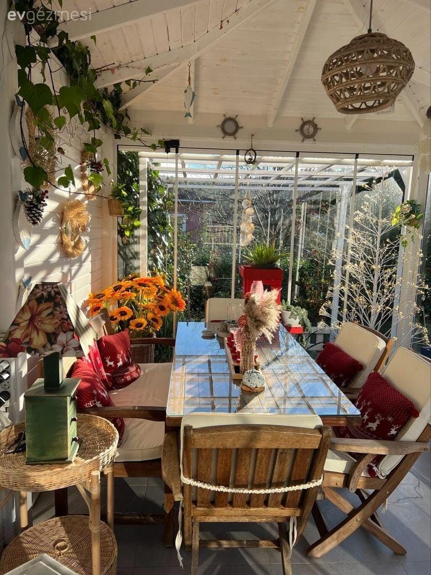 Dekorasyonda Kırmızı: Uyumlu Renkler, Her Stile Uygun Dekorlar!