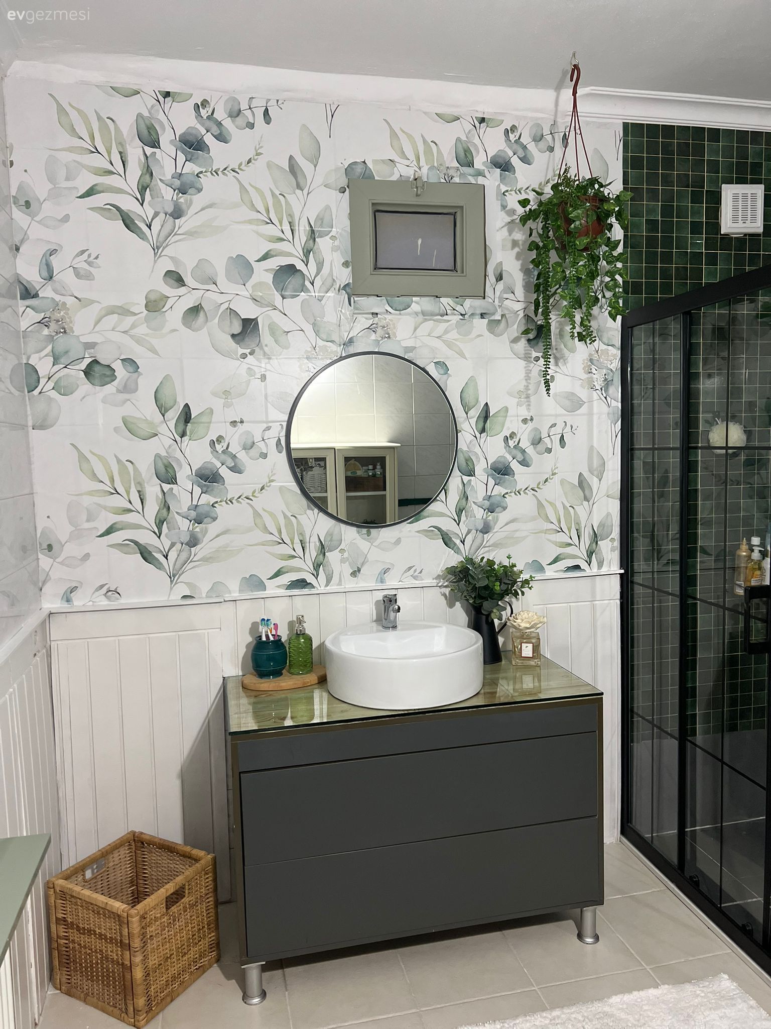 Banyo, Modern, Country, Gri, Beyaz, Yeşil, Siyah, Duvar kağıdı, Duvar dekorasyonu, Duşakabin, Banyo seramikleri, Banyo dolabı, Banyo aksesuarları, Banyo paspası, Banyo aynası, Duvar çıtalama