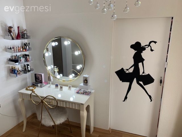 Beyaz, Siyah, Sandalye, Yuvarlak ayna, Dekoratif ayna