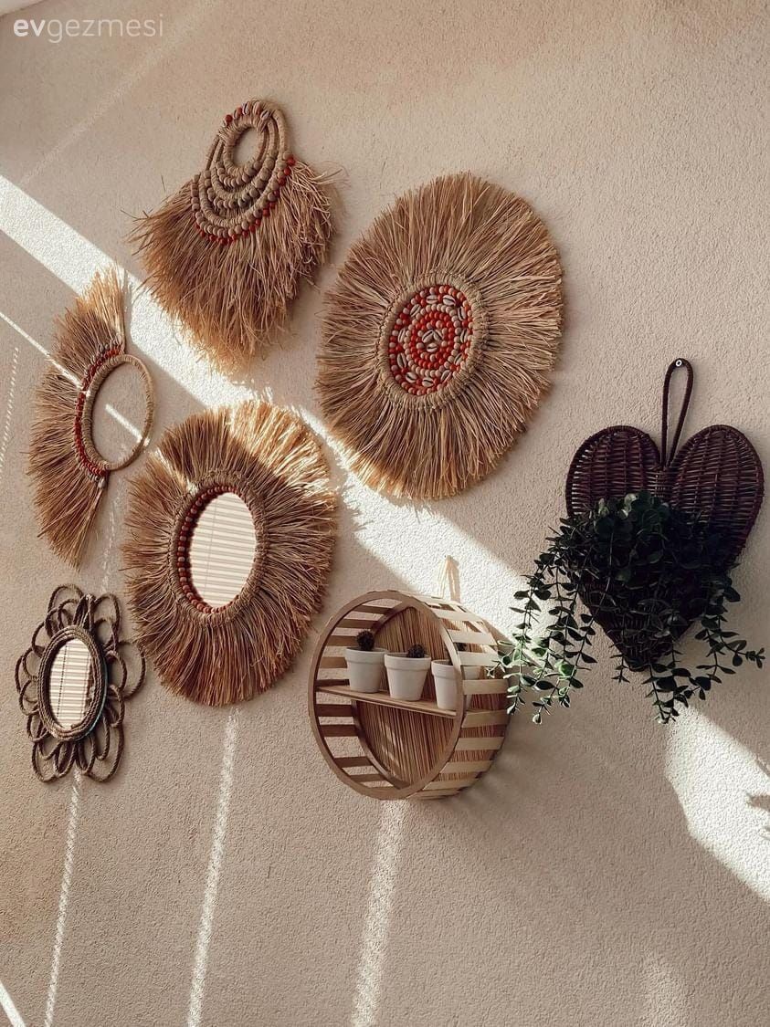 Bu Balkonda Alanın Şekline Uygun Çözümlere Başvurulmuş!