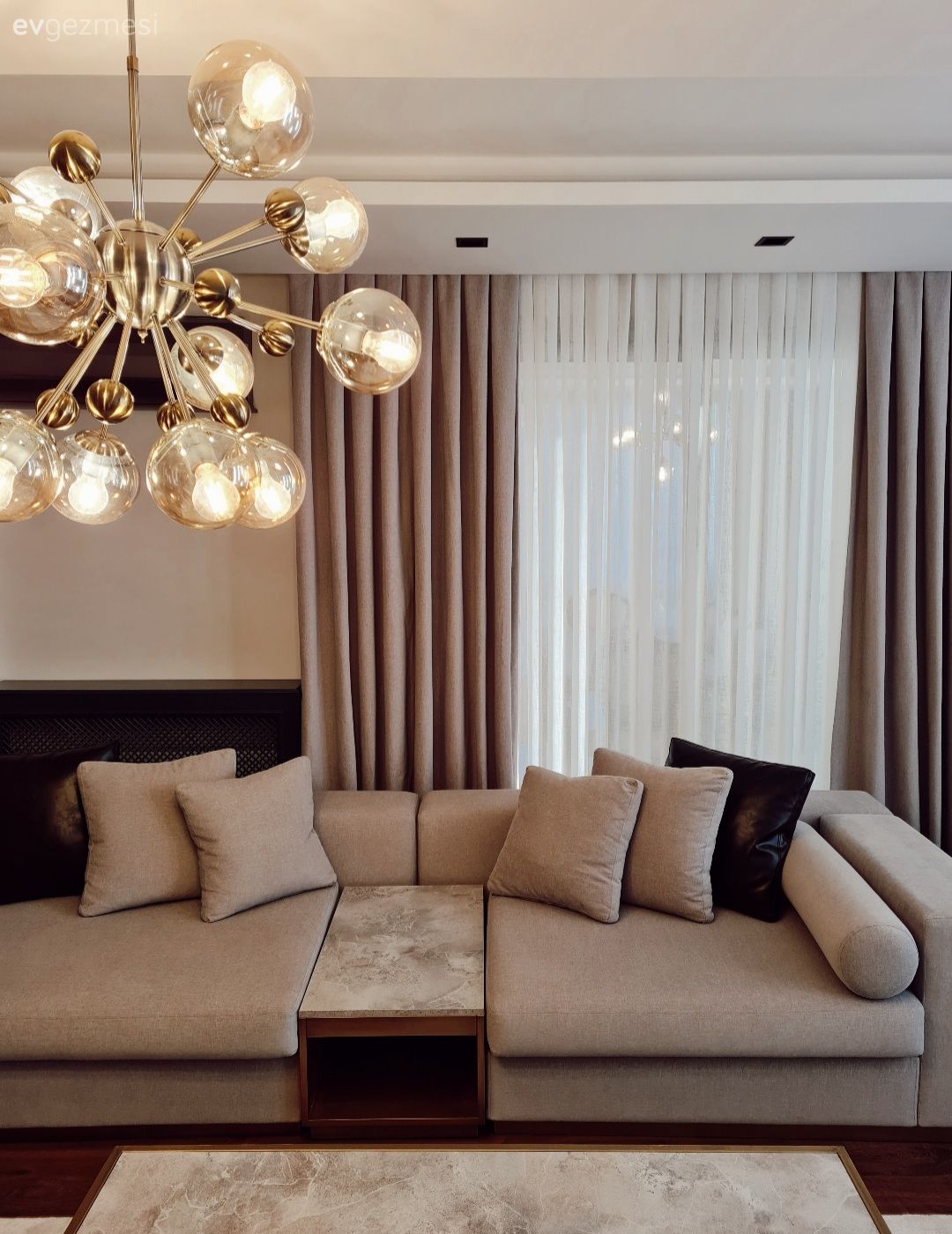 Bu Göz Alıcı Evde Her Oda Ayrı Bir Tarzı Yaşatıyor