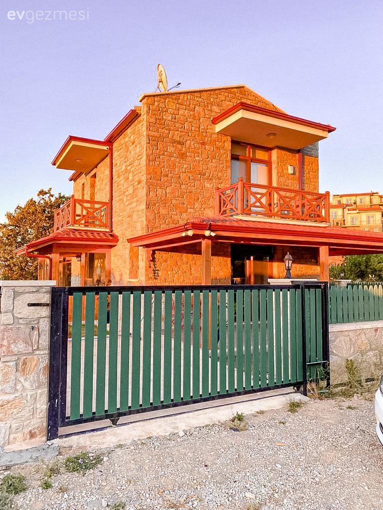 Datça'dan Enerjisi Yüksek Bir Yazlık: Ülkü Hanım'ın Taş Evi