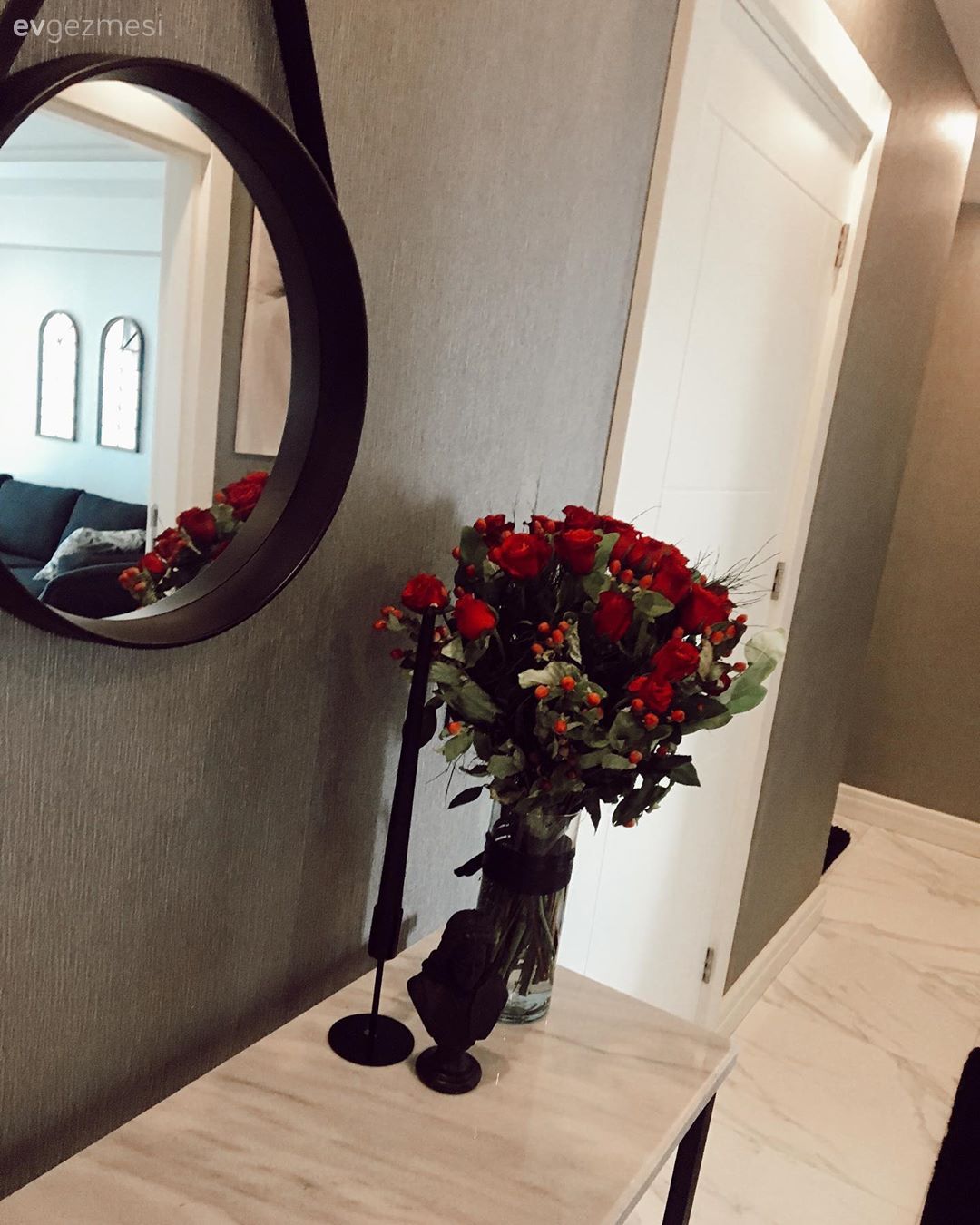 Hol, Ayna, Dresuar, Şamdan, Ev Aksesuar, Siyah, Vazo, Çiçekler