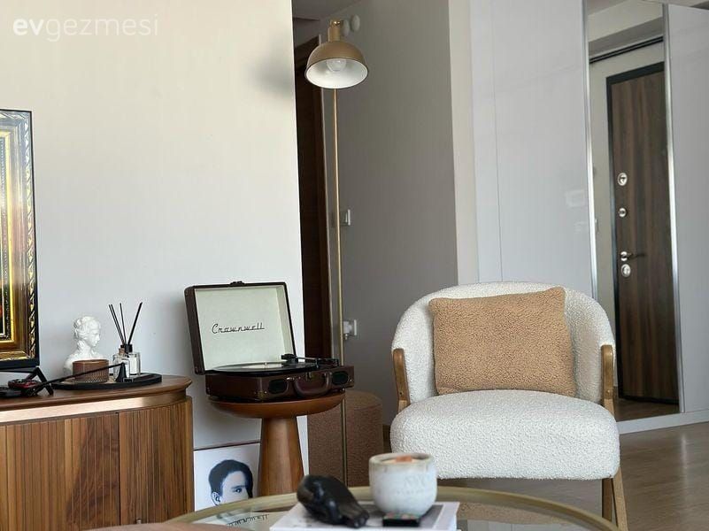 Bohem Ruhu Seven Bu Dekorda Farklı Parçalar Uyumlu Bütün İçin Buluşmuş!