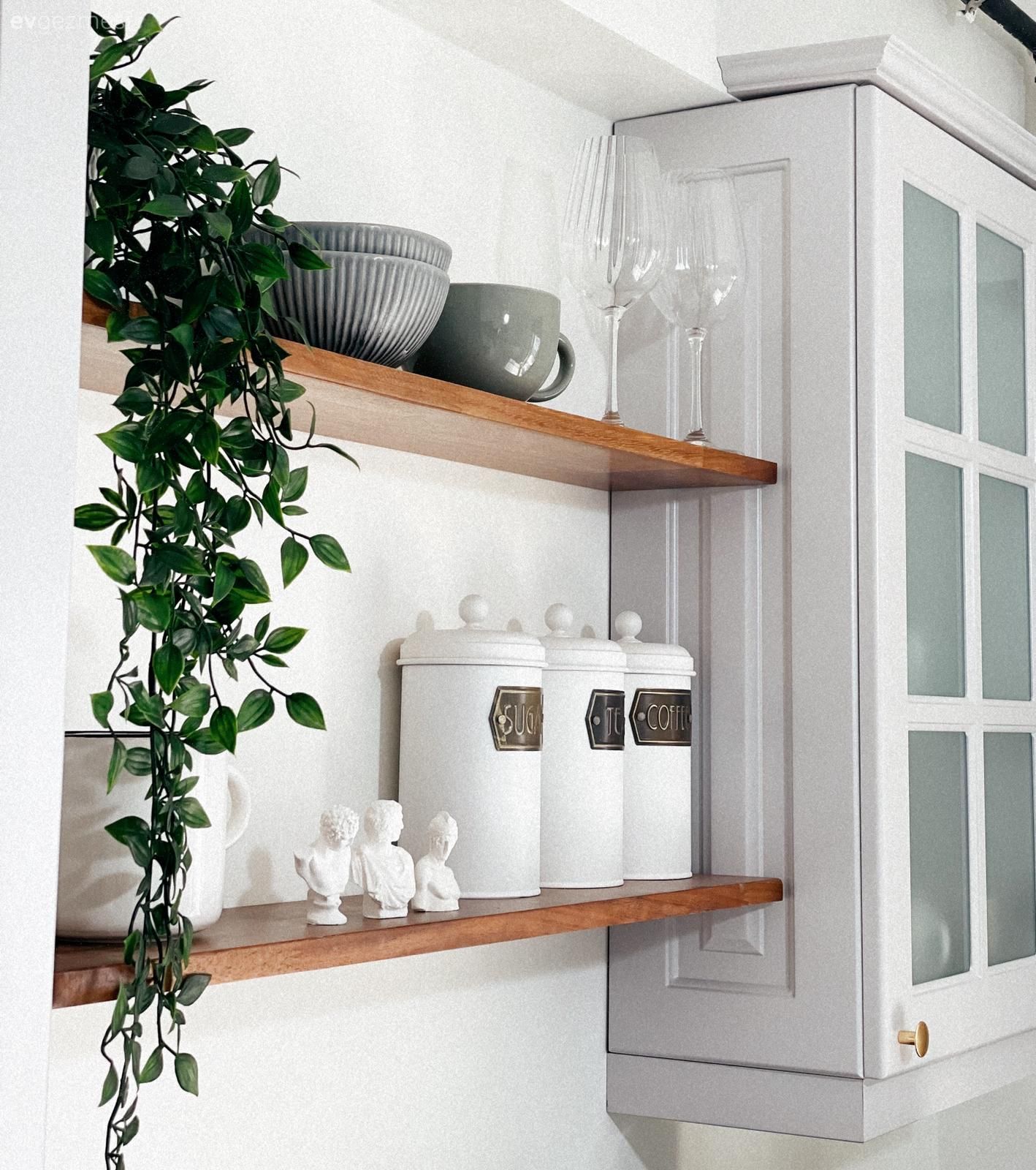 Mutfak, Beyaz, Gri, Siyah, Duvar rafı, Duvar dekorasyonu, Mutfak rafı, Mutfak aksesuarları