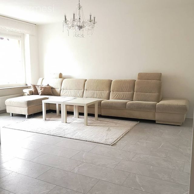 Mavi, Krem, Bej, Avize, Aydınlatma, Orta sehpa, Sehpa, Halı, Salon halısı