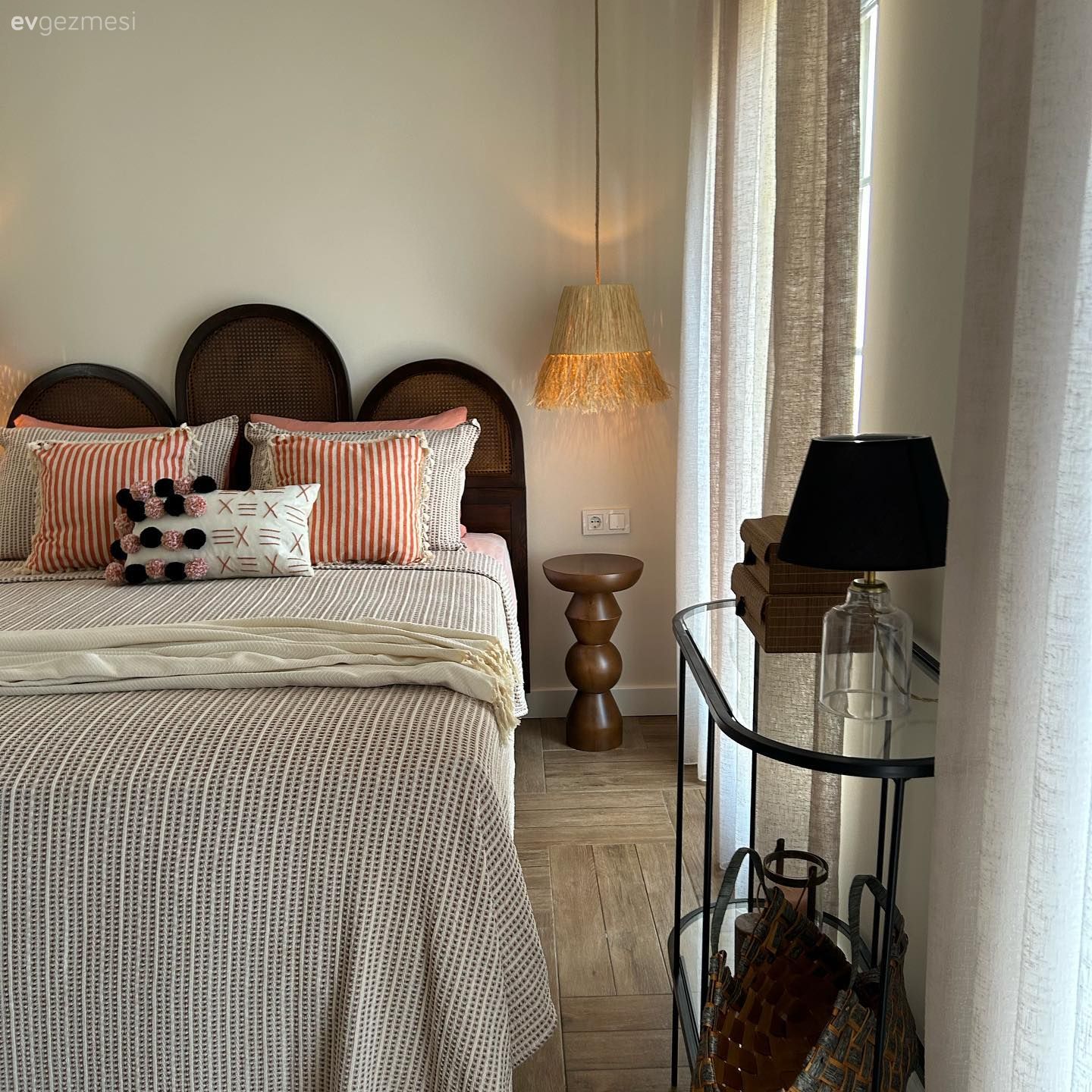 Duvarları Bir Bir Kırılan Bu Antalya Evinin Sonucu Sanat Eseri!