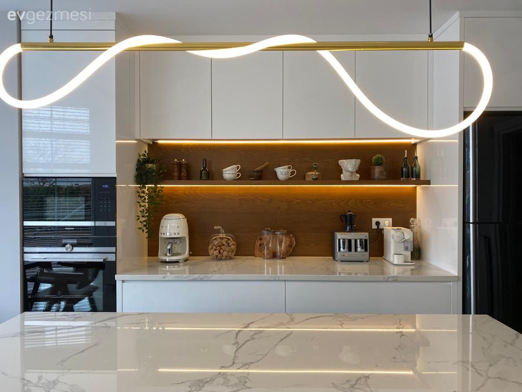 Mutfak, Beyaz mutfak, Led aydınlatma, Aydınlatma, Mutfak Avize Modelleri, Ankastre, Kulpsuz mutfak dolabı, Mutfak aksesuarları