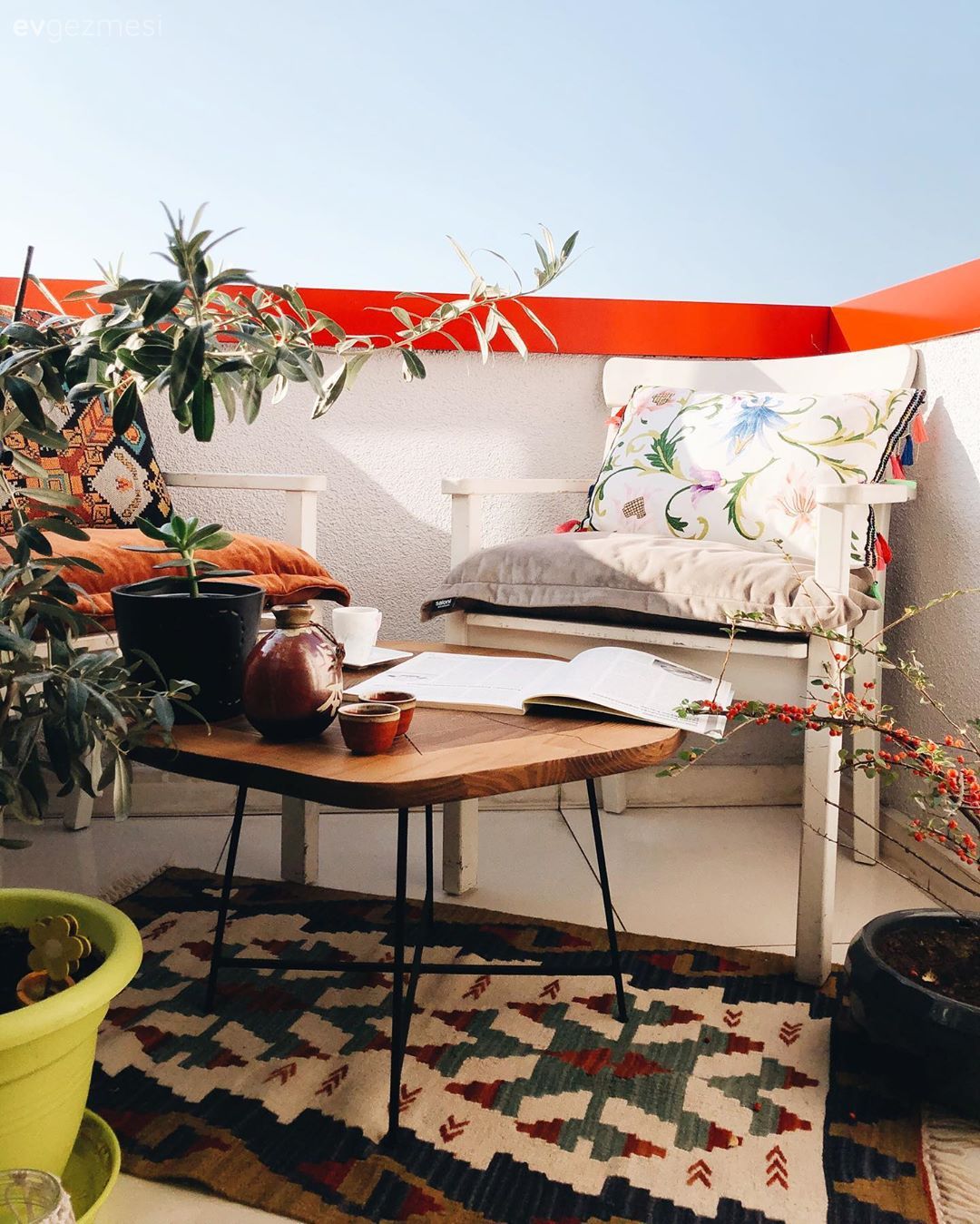 Bohem Etkiyi Seven Bu Ev Renklerin Gücüne Çok İnanıyor