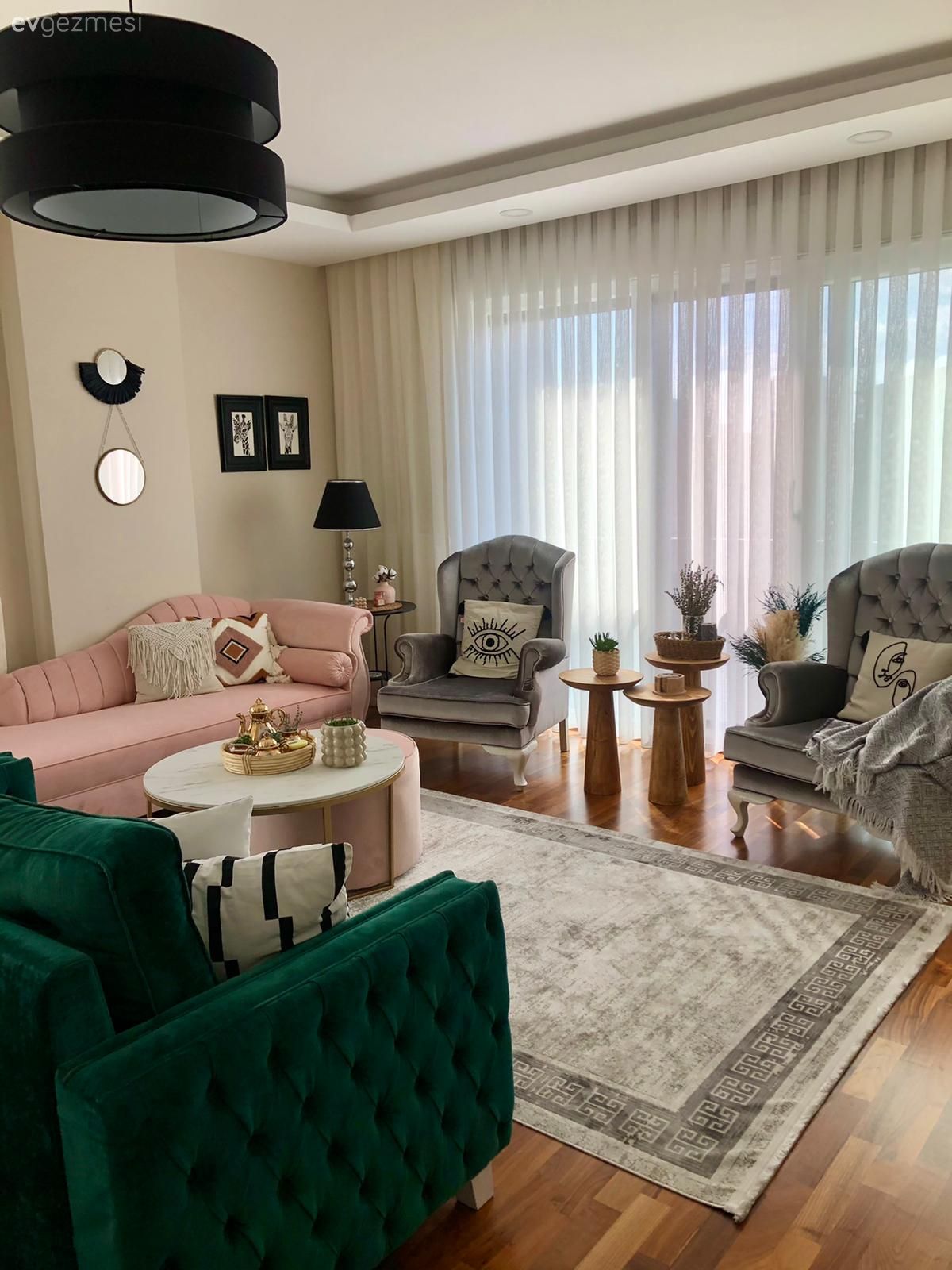 Bu Evde Farklı Renk Tonları Birbirine Uyumla Seslenmiş!