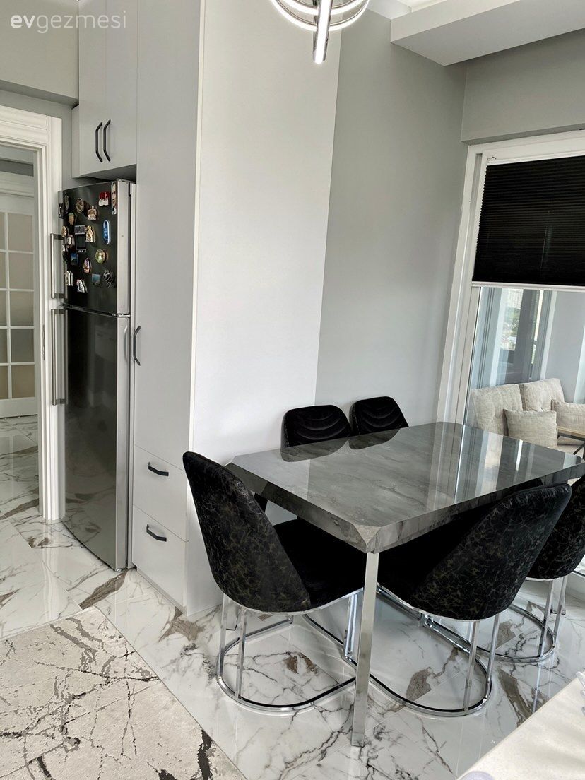 Sandalye, Mutfak masası, Mutfak zemin seramikleri, Mutfak