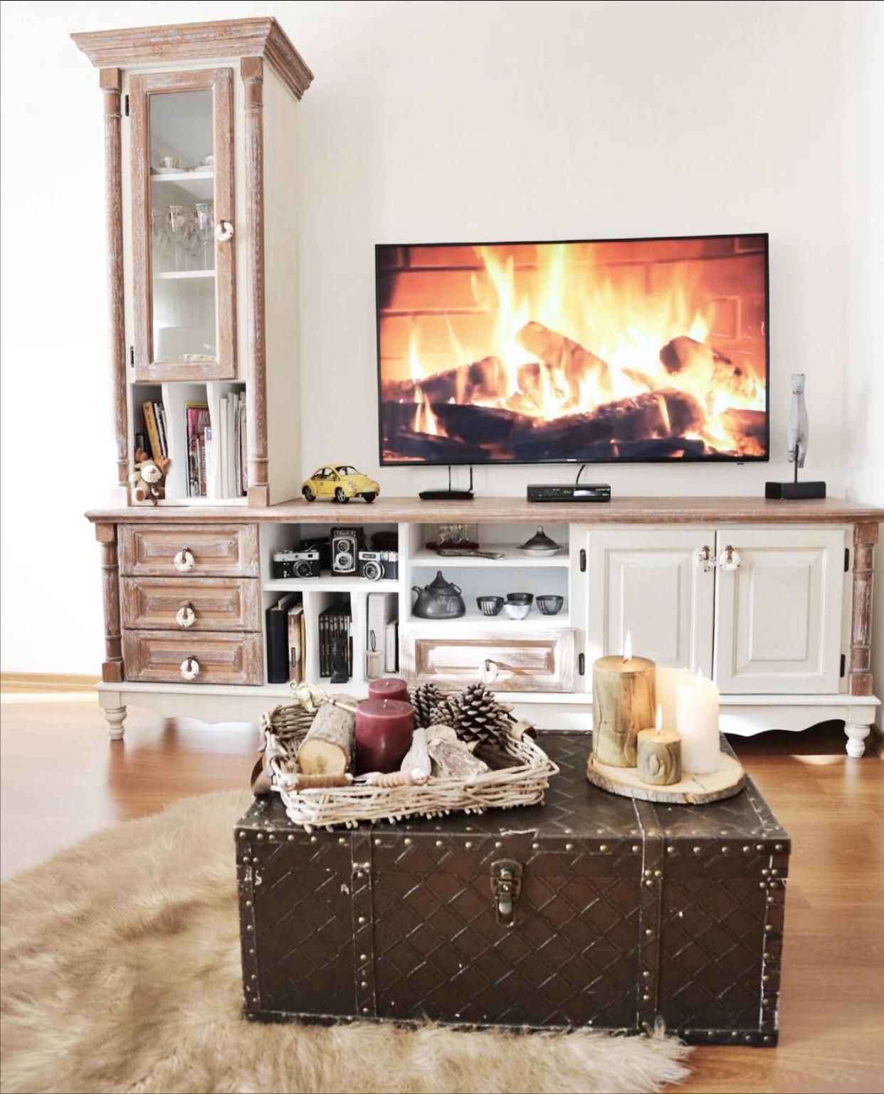 İki Katlı Bu İstanbul Evinin Alt Katı Nostaljik Üst Katı Nordik