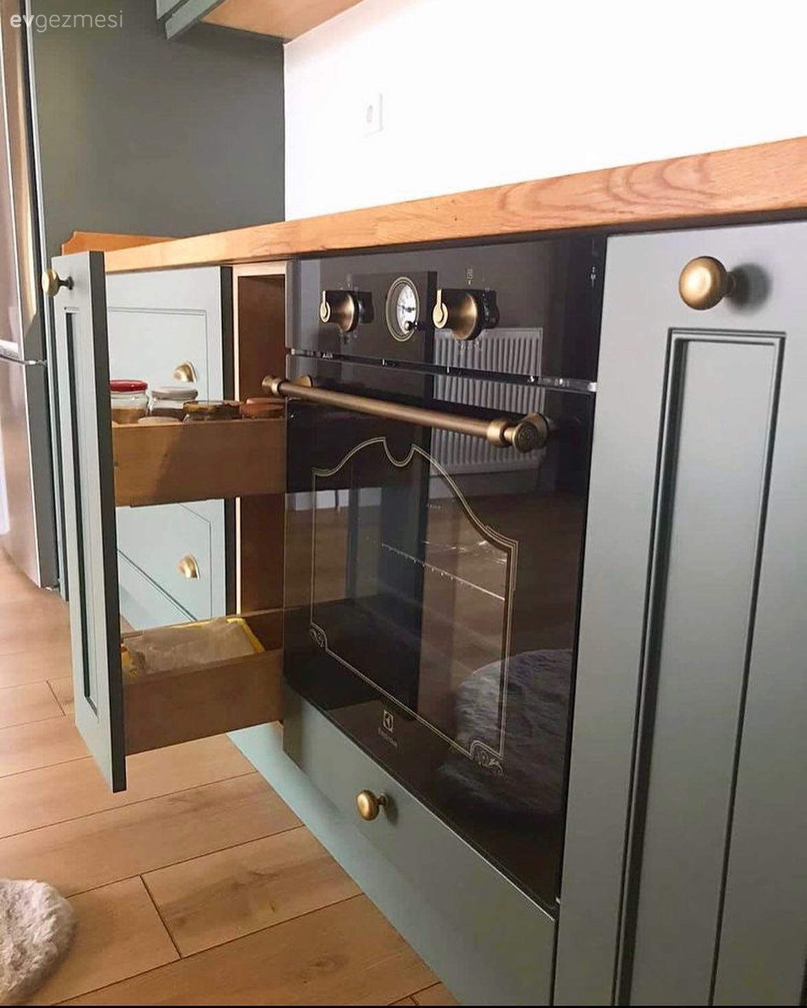 Siyah, Yeşil, Ahşap mutfak tezgahı, Mutfak tezgahı, Mobilya kulp ve ayakları, Shaker kapaklı dolaplar, Mutfak