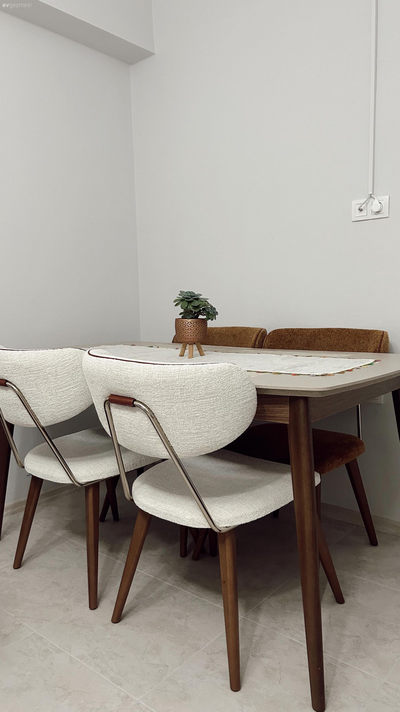 Beyaz, Kahverengi, Sandalye, Yemek masası