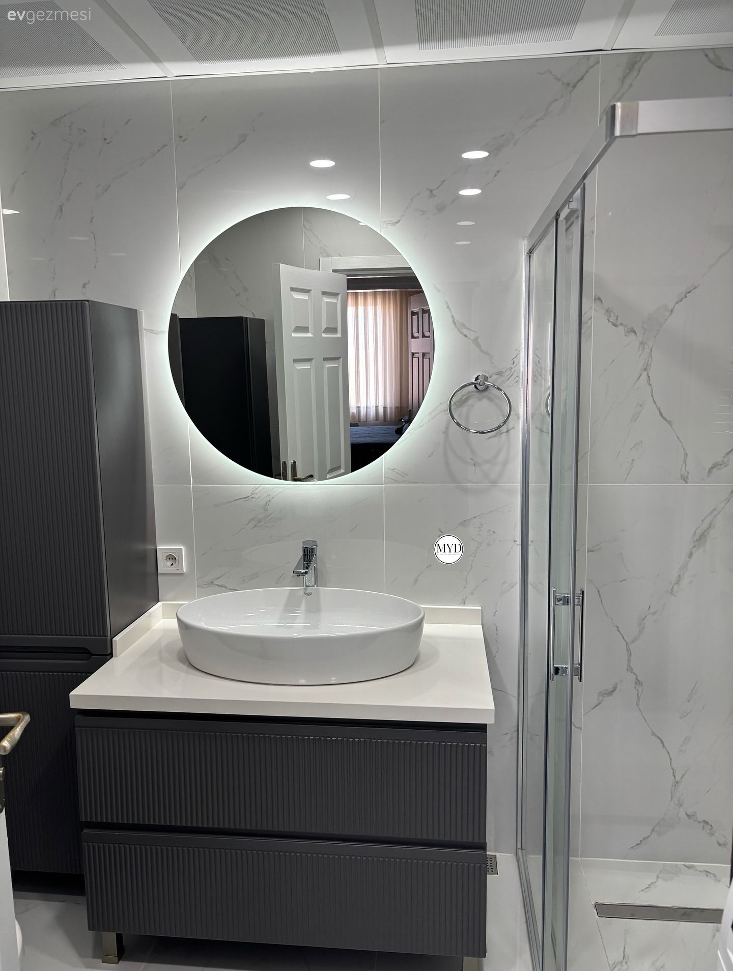 Bu Evde Banyo ve Mutfağa Modern Dokunuşlar İyi Gelmiş