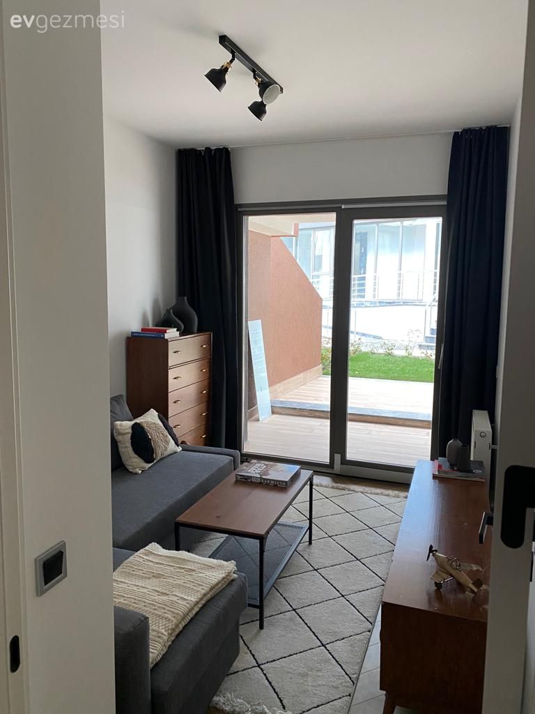 Koltuk takımı, Spot aydınlatma, Aydınlatma, Siyah, Gri, Ahşap Mobilya