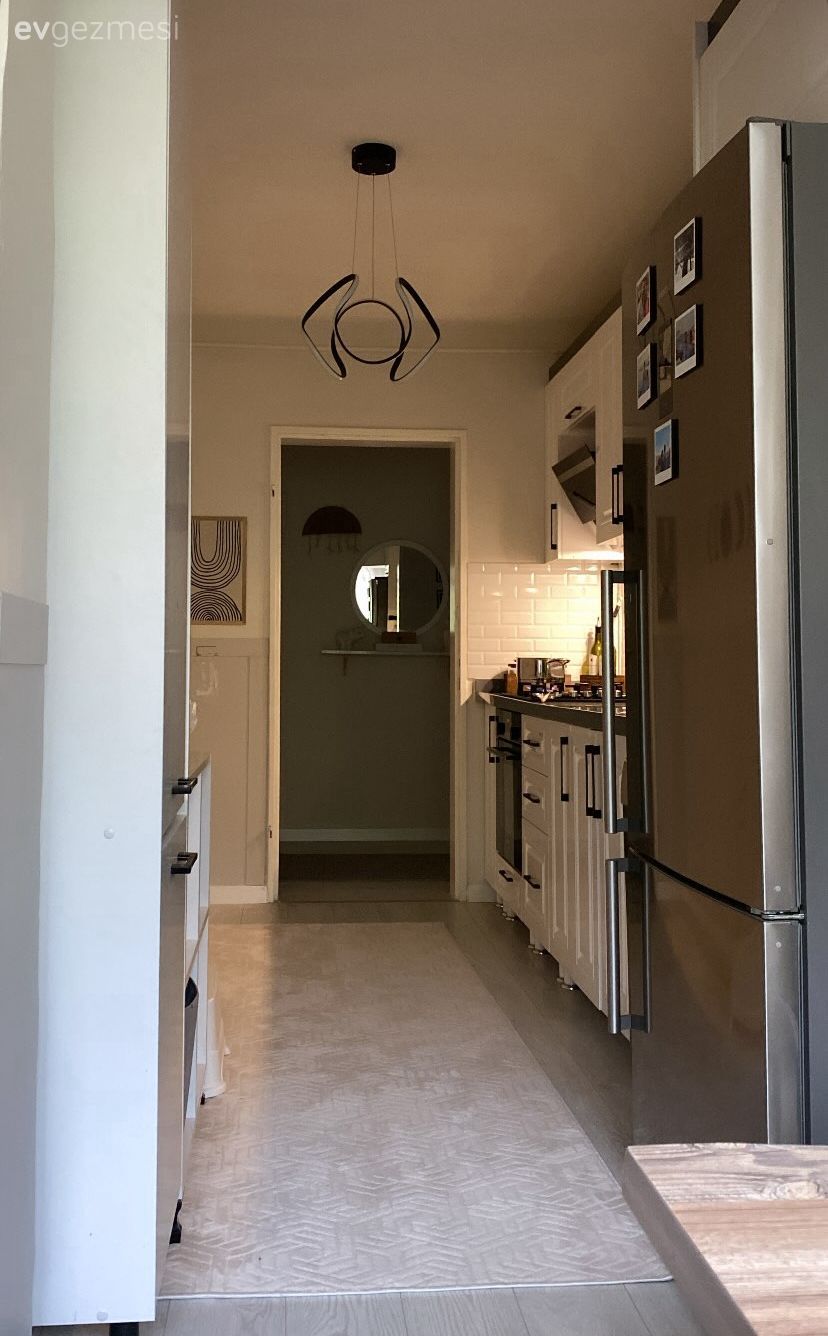 Bu TOKİ Evinde Mutfakla Birleşen Balkon Alanı Genişletmiş