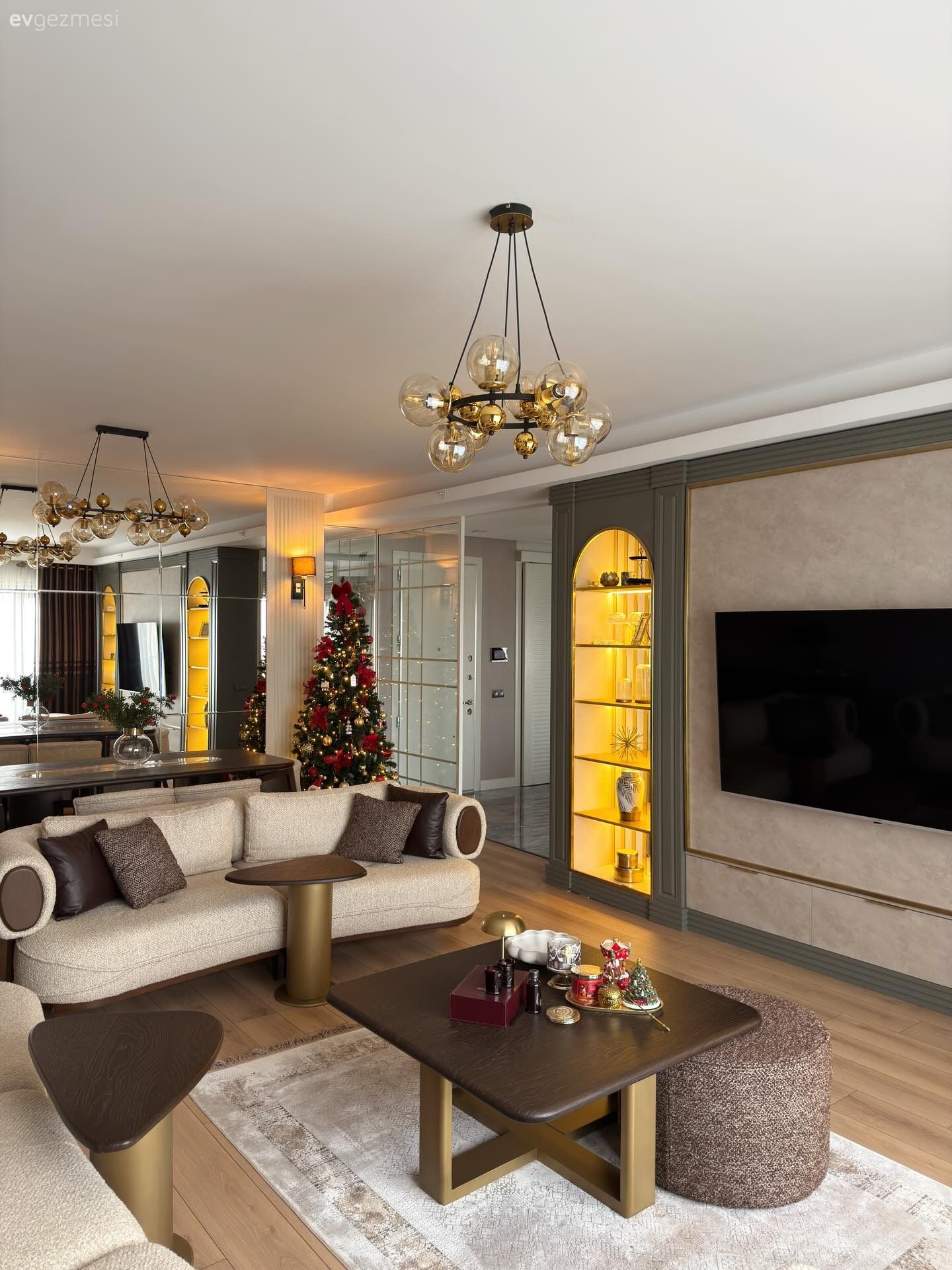 Bu Evlerin Hepsi Yeni Yılı Karşılamak İçin Hazır