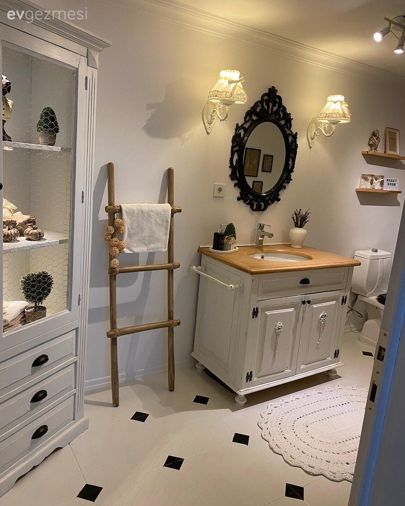 Öncesi&Sonrası: Bu Banyoya Giren Saatlerce Çıkmaz