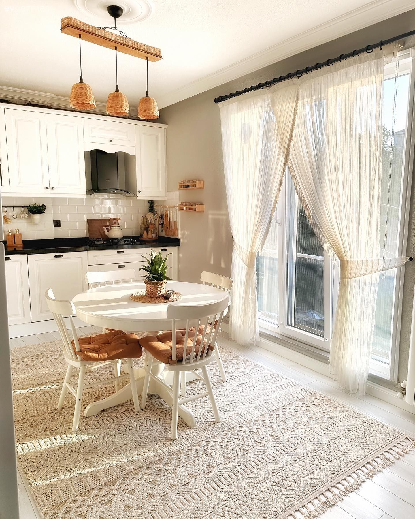 Mutfak Halısı Seçerken Dikkat Etmeniz Gerekenler ve Örnek Modeller!