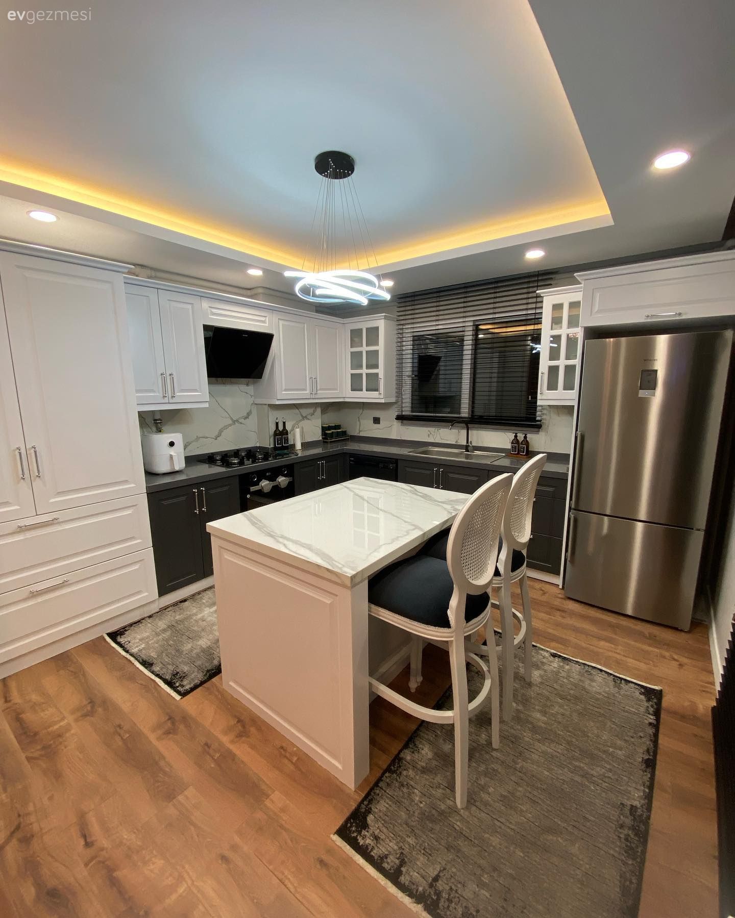 Bu Fatsa Evinde Renklerin Dengesi Tam Yerinde!