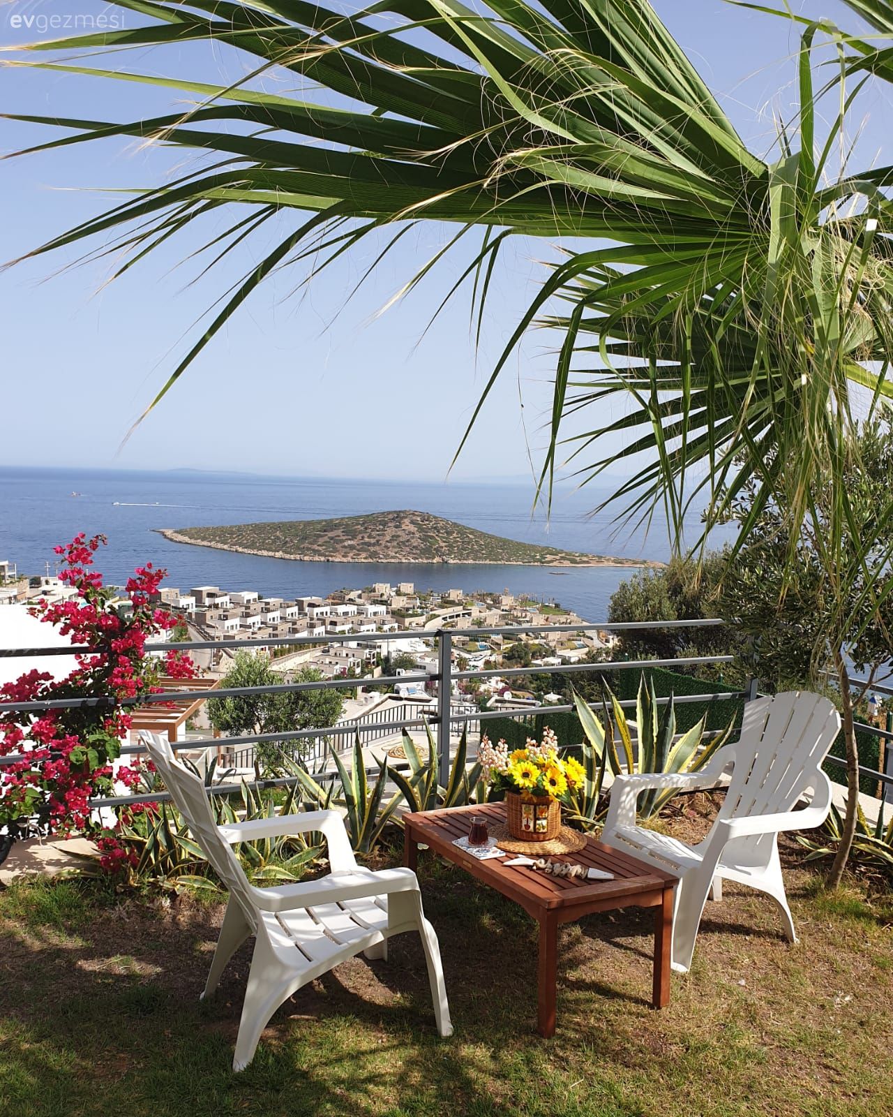 Manzaranın Keyfini Sonuna Dek Çıkaran Gümüşlük Yazlığı!