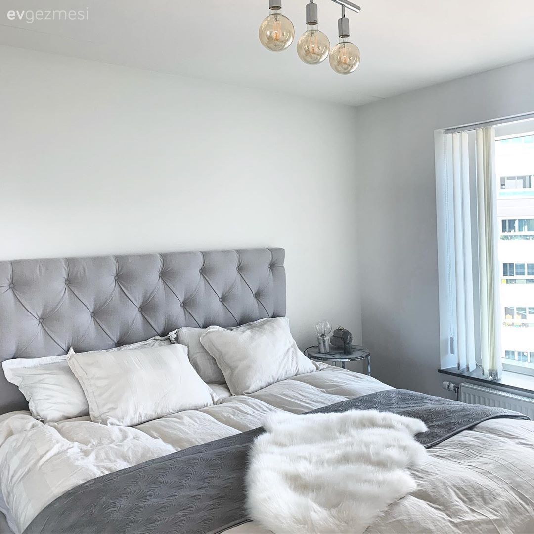 Bu Modern Ruhlu Evde Renklerin Uyumu Tüm Alanı Kuşatmış!