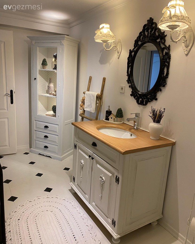 Öncesi&Sonrası: Bu Banyoya Giren Saatlerce Çıkmaz