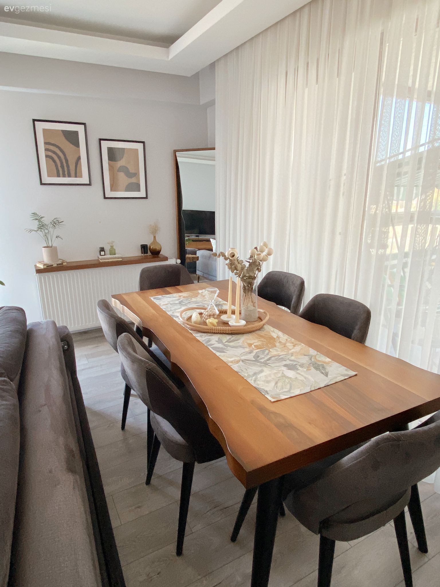 Bu Keyifli Evde Doğallık ve Rahatlık Her Şeyin Başı