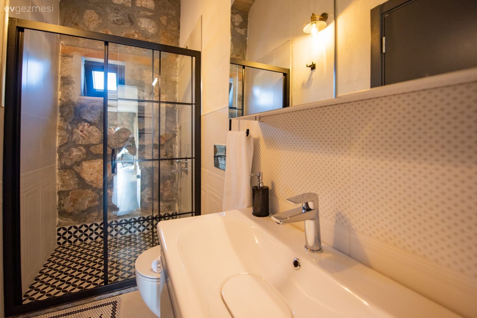 Duşakabin, Banyo, Beyaz, Siyah, Aplik, Aydınlatma