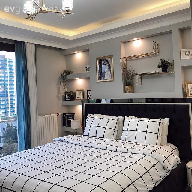 Yatak Odası, Beyaz, Gri, Füme, Siyah, Yatak başlığı, Yatak örtüsü, Duvar Nişleri, Avize, Aydınlatma, Led aydınlatma