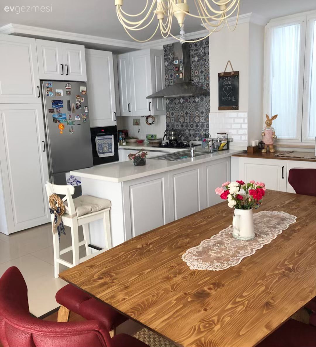 Ev Gezmesi: İstanbul'dan Huzur Dolu Dubleks Bir Daire