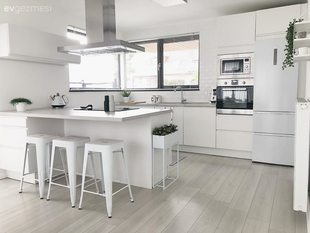 Nötr Tonlarla Aşk Yaşayan Bu Ev Çok Ferah!