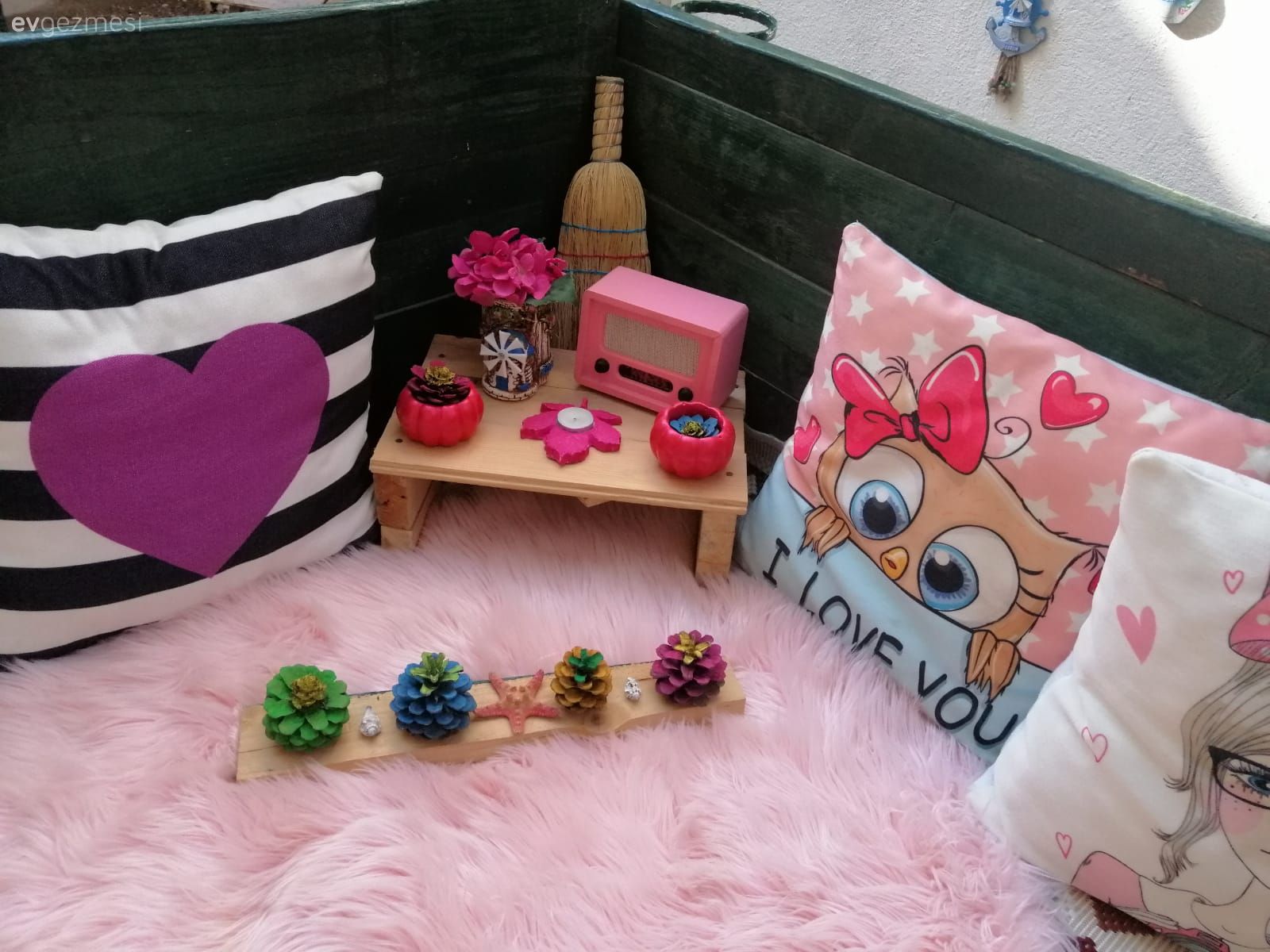 Bahçe, Sedir, Bahçe masası