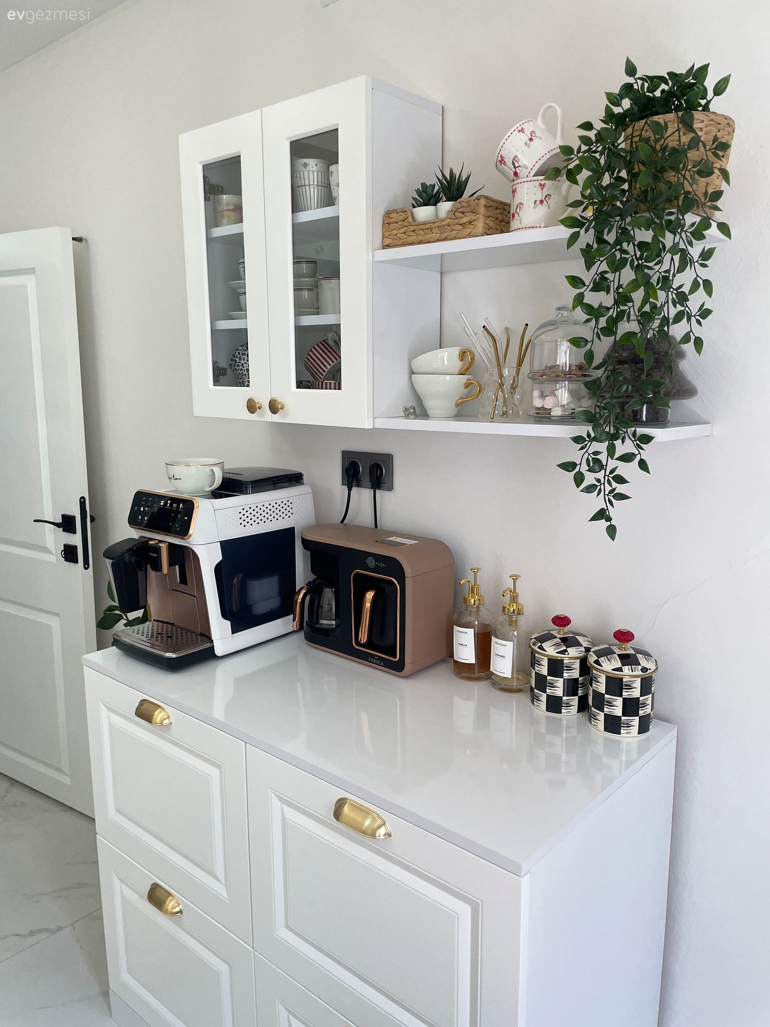 Tek Katlı Bu Adana Evi Tadilattan Sonra Moderne Geçmiş