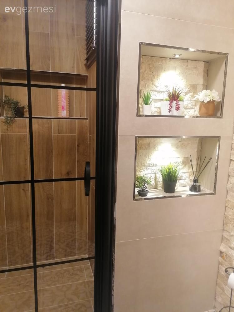 Öncesi Bir Lavabo Bir Klozet Sonrası Tam Anlamıyla Bir Afet!