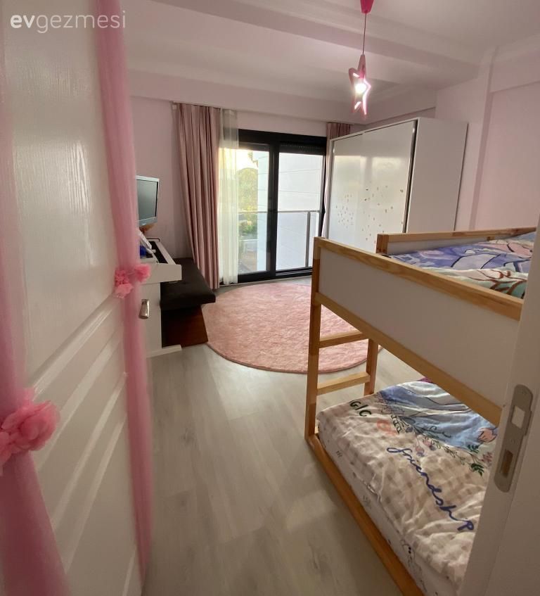 Urla'daki Bu Müstakil Ev Organik Yaşamın Kapısını Aralamış!