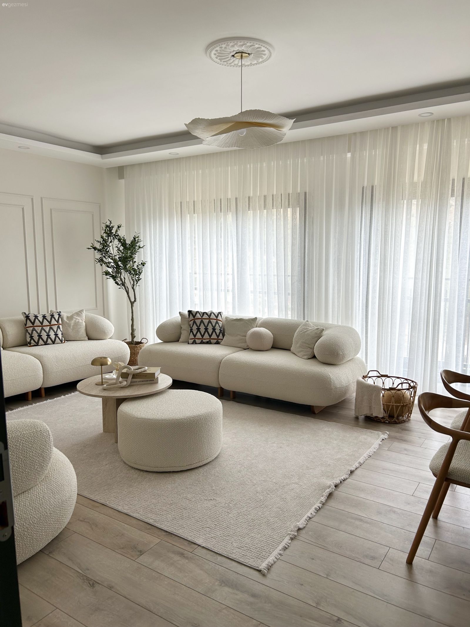 Koltuk Takımına Uygun Halı Nasıl Seçilir?