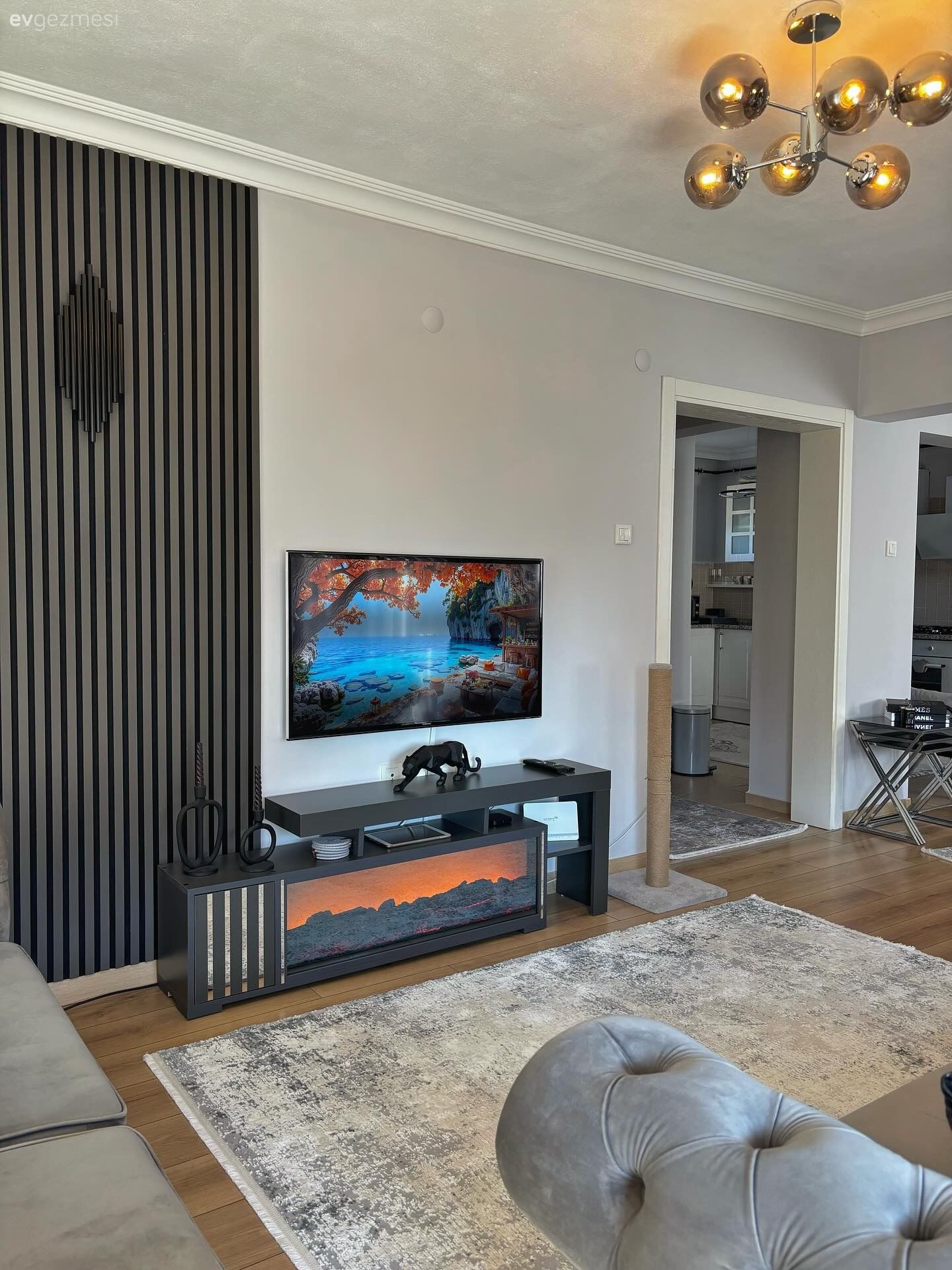 Duvar çıtalama, Siyah, Tv ünitesi, Tv ünitesi aksesuarları, Ev Aksesuar, Avize, Aydınlatma, Salon avizesi, Halı, Salon halısı