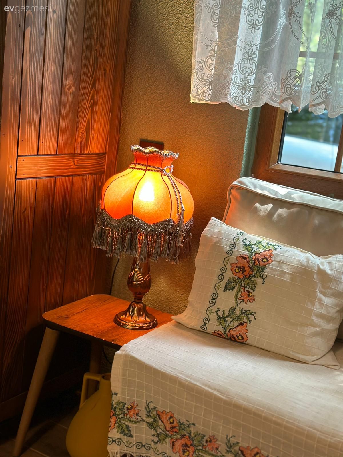 Bu Otantik Sakarya Evinde Örtülerden Perdelere Her Şey El Emeği