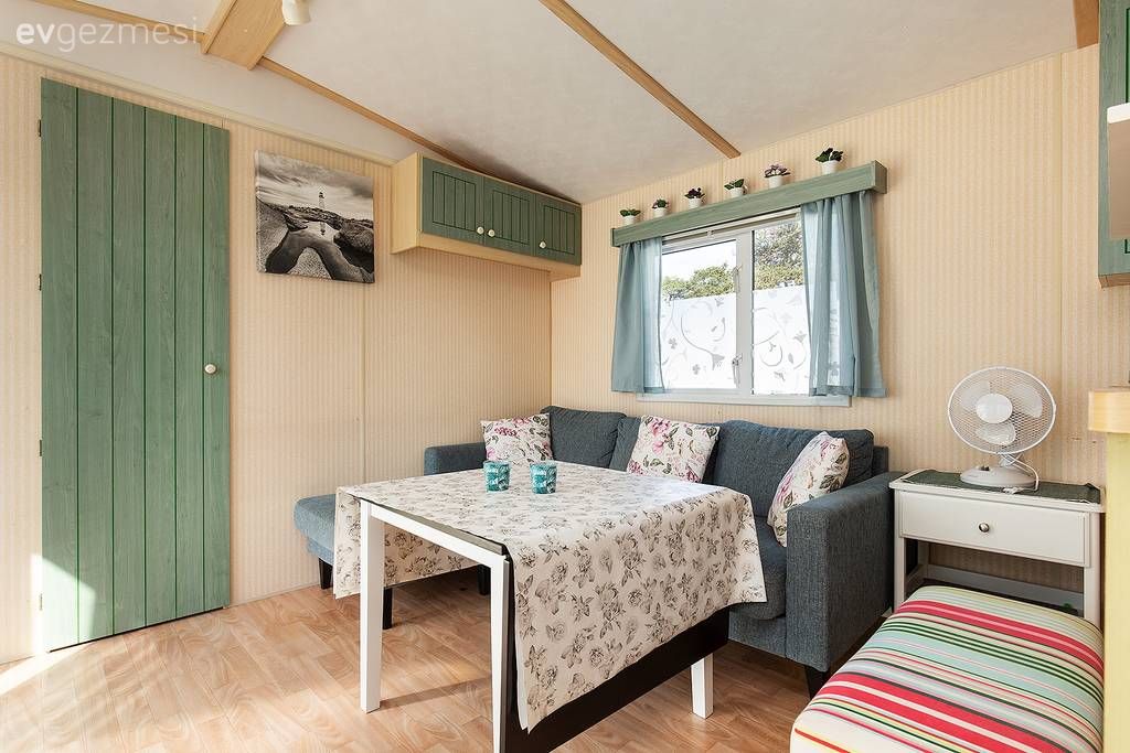 30 M2'lik Bu Prefabrik Evin İçinde 3 Ayrı Oda Var