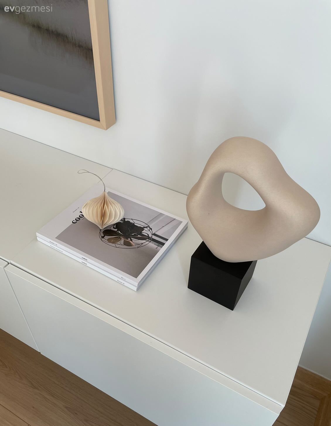 Beyaz, Tv ünitesi, Tv ünitesi aksesuarları, Ev Aksesuar, Dekoratif Objeler