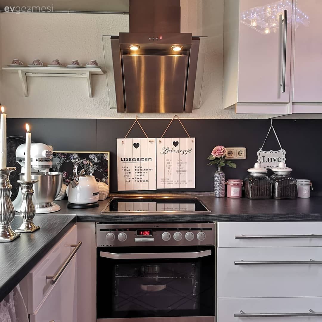 Mutfak, Modern, Beyaz, Mutfak tezgahı, Mutfak tezgah arası, Siyah tezgah, Davlumbaz, Mutfak aksesuarları