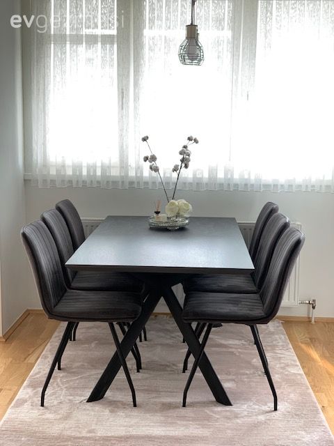 Antrasit  , Siyah, Bej, Sandalye, Yemek masası, Tül perde, Perde, Halı