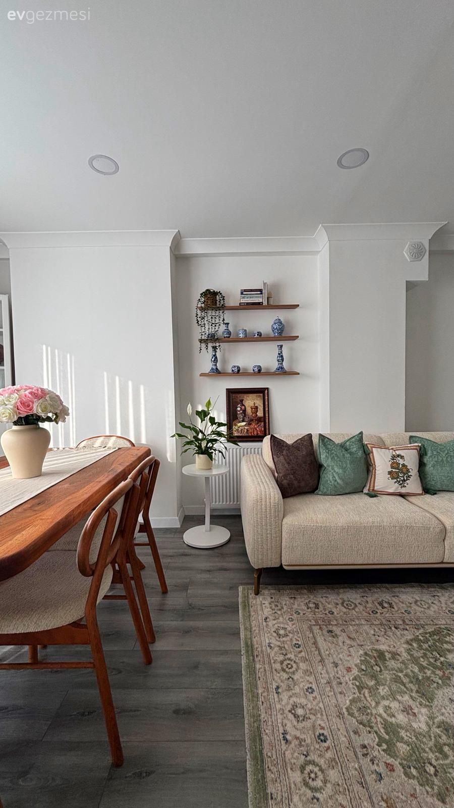 Bu Kocaeli Evinde Büyük Parçalar Modern Detaylar Vintage